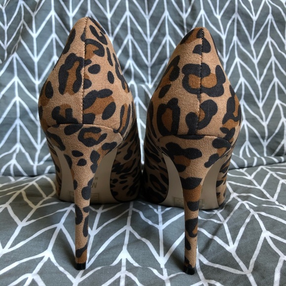 “Lill” by Mix No. 6 Leopard Print Heels - Size 8.5 - Picture 6 of 10